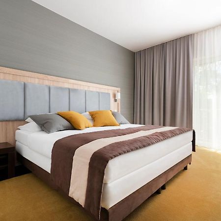 Hotel & Spa Polesie Białka Екстериор снимка